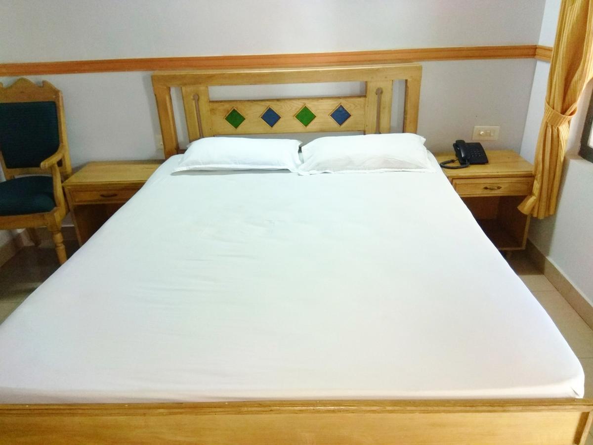 Hotel Maple Regency Kochi Exteriér fotografie