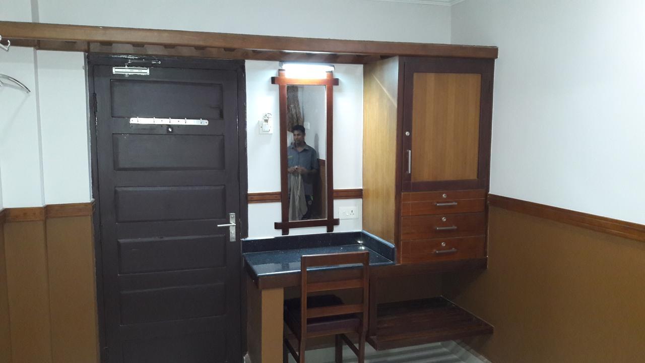 Hotel Maple Regency Kochi Exteriér fotografie
