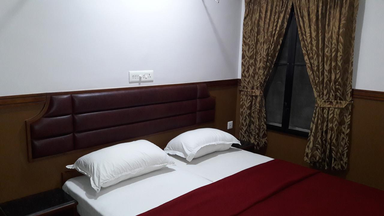 Hotel Maple Regency Kochi Exteriér fotografie