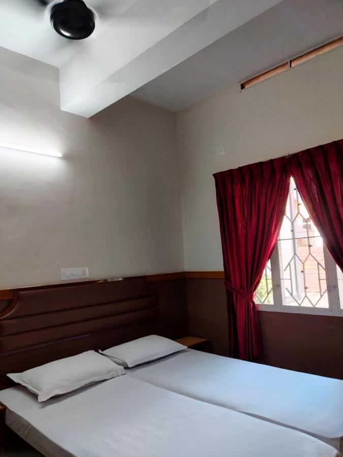 Hotel Maple Regency Kochi Exteriér fotografie