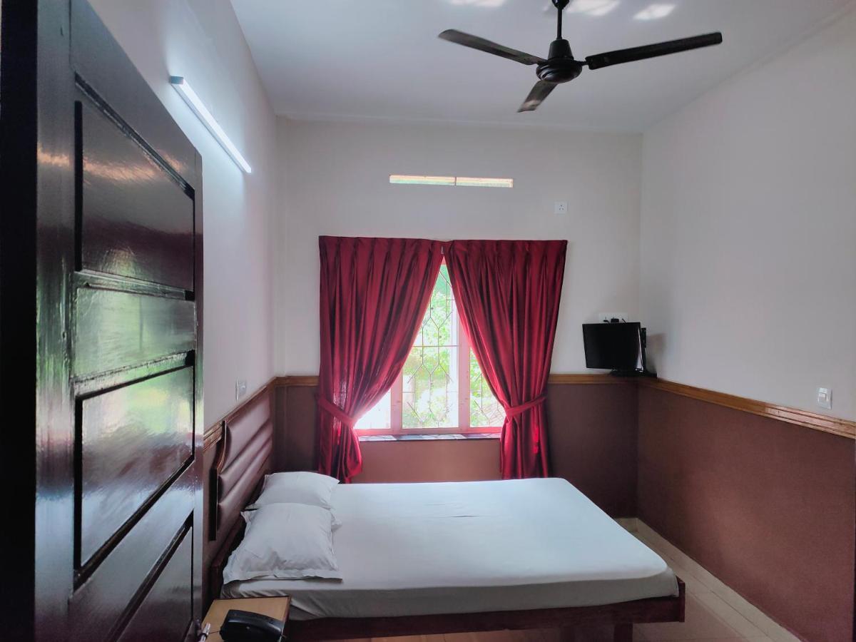 Hotel Maple Regency Kochi Exteriér fotografie